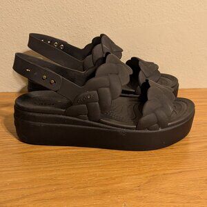 Crocs Brooklyn Woven Sandal shoes Size 9